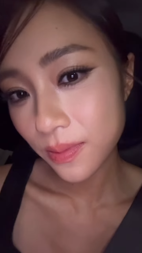 劉穎鏇百分百真實素顏曝光極減齡！真面目似中學生震撼網民：以後唔好化妝
