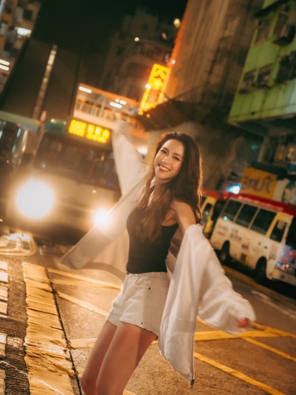 劉穎鏇百分百真實素顏曝光極減齡！真面目似中學生震撼網民：以後唔好化妝