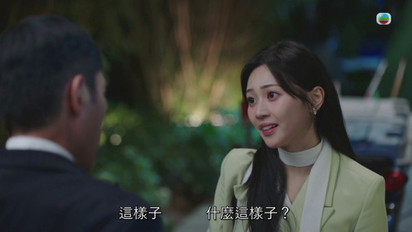 夫妻的博弈｜郭柏妍徒手伸入「真‧公廁馬桶」 首演100%綠茶贏盡好評：想做足200分