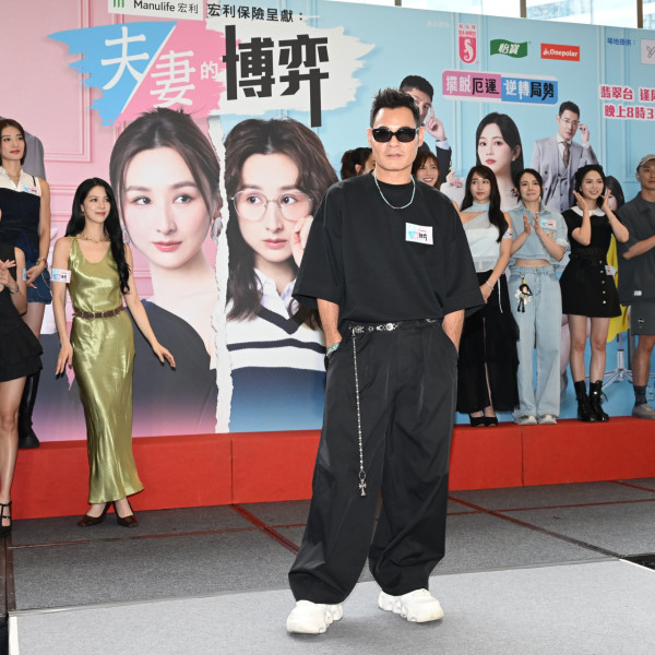 58歲黃智賢親揭4大極簡養生法！早餐堅持食呢兩樣嘢 凍齡熟男自律練出腹肌 