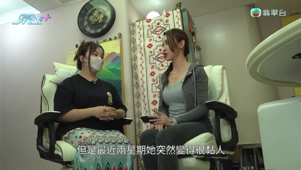 印傭疏忽致1歲半BB遭燙傷！港媽查CCTV淚訴更驚人事實 困入蚊帳指嚇大笑