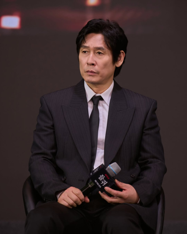 鼠惑韓劇線上看|8/28 Netflix上線!柳俊烈一人分飾兩角驚悚回歸+聯手薛景求影帝陣容