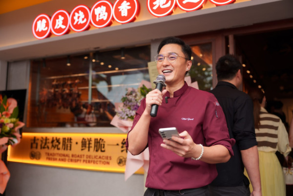 楊明再創業大馬燒味店開業僅10日被封舖!驚爆即日勒令停業 門口遭查封貼黃膠條