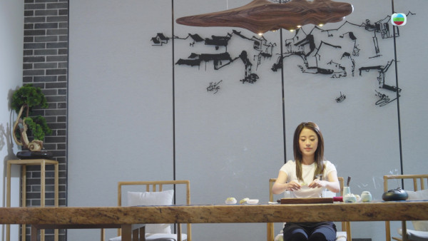 香港小姐2026|9号周芳姿Gracia背景全曝光 港大硕士不懂粤语 被封“古代邻家女孩”