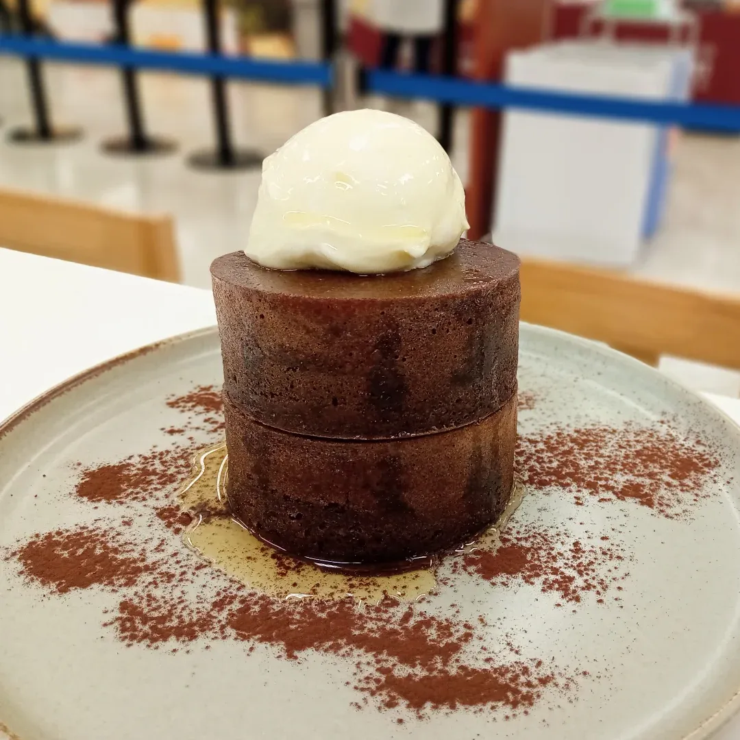 圖片來源:Instagram@mijinco_coffee 日本東京布丁名店10間推介附地址!復古硬布丁、炙燒焦糖、銀座白蘭地布丁