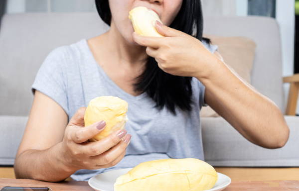 榴槤禁忌︱食榴槤食到入醫院？女子連食3晚榴槤致肛周膿腫 醫生拆解致命元凶  附4大高危人士/5種相剋食物
