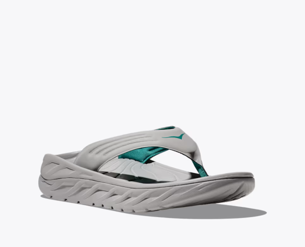 圖片來源:HOKA官網 旅行暴走救星!舒壓恢復拖鞋8大品牌推介 HOKA、OOFOS、SIDAS醫療級足弓支撐