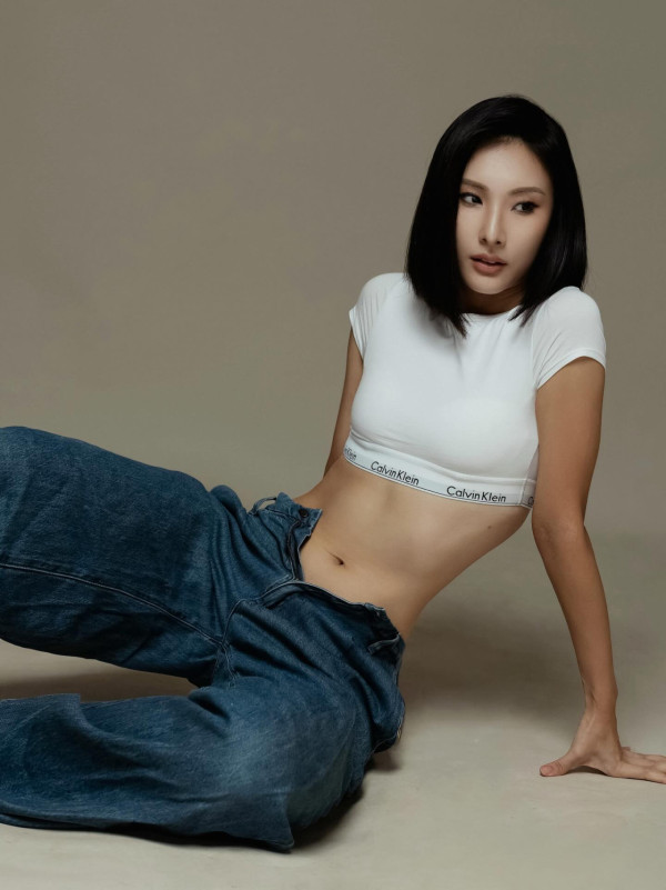 31歲女藝人生日報喜宣佈誕女喜訊！婚後5年榮升一家三口晒合照：眼淚停不下來