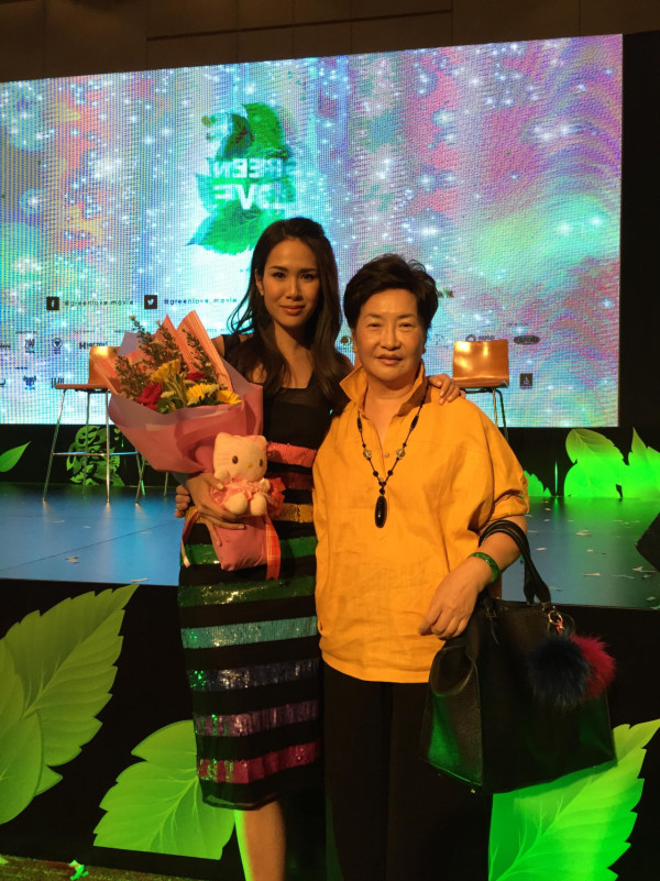莊思敏莊思明沉痛宣佈噩耗 母親離世終年82歲 月初坐輪椅見證愛女出嫁