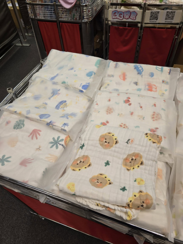  開倉優惠 | 尖沙咀海港城兒童用品開倉！$15起買嬰幼兒衣物及用品／$100白色運動鞋優惠