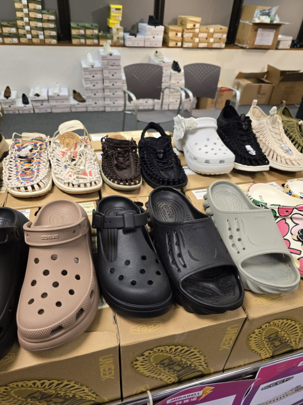 开仓优惠 | 尖沙咀名牌鞋履开仓！$199起买MIRABELL/FitFlop鞋履/Crocs划一优惠价$299