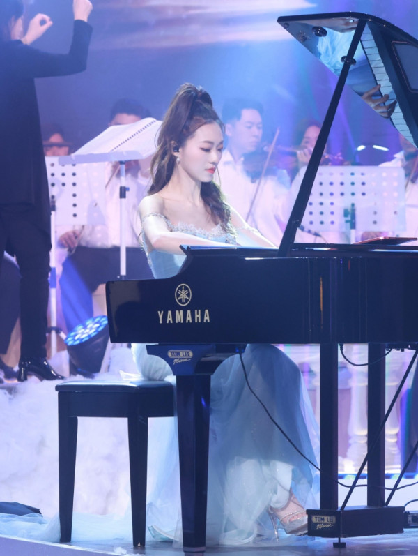 香港小姐2026｜決賽表演嘉賓「鋼琴才女港姐」謝淑怡：音樂學霸背景大起底