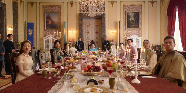 《再婚皇后》11 月 4 日 Disney+ 獨家上線　申敏兒、朱智勛、李鍾碩、李世榮華麗角色造型曝光