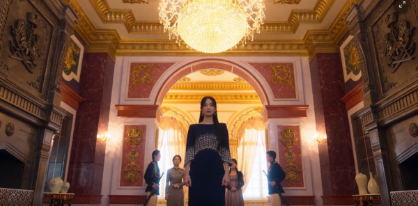 《再婚皇后》11 月 4 日 Disney+ 獨家上線　申敏兒、朱智勛、李鍾碩、李世榮華麗角色造型曝光