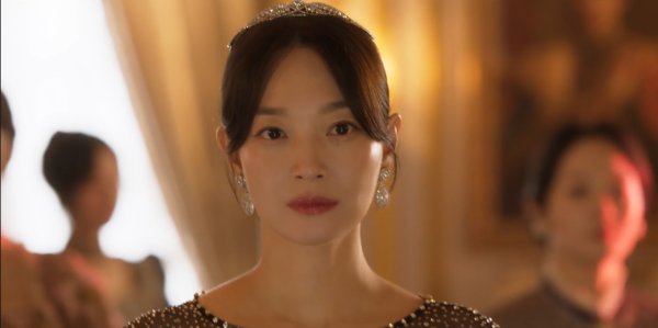 再婚皇后線上看｜最新預告釋出11月Disney+開播！申敏兒朱智勛李鍾碩陣容鼎盛