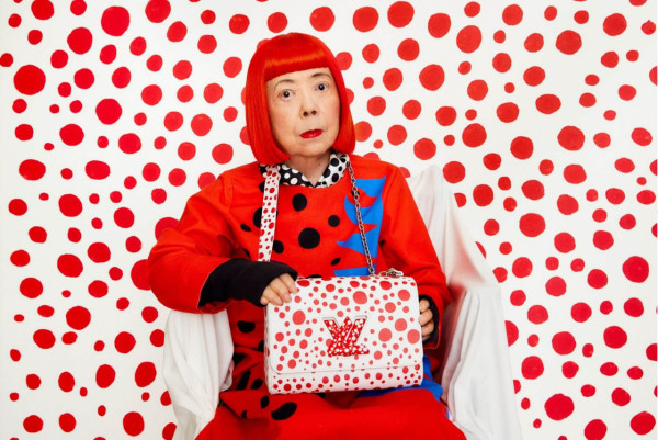 草間彌生97歲離世!圓點女王抗精神苦難 臨終前仍握筆 重溫直島南瓜/鏡屋經典名品