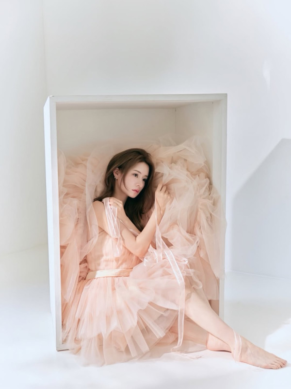 不良一族尋愛記2｜美美菜是誰？29歲仙氣紅牌女公關起底5件事！與某男成員舊識關係
