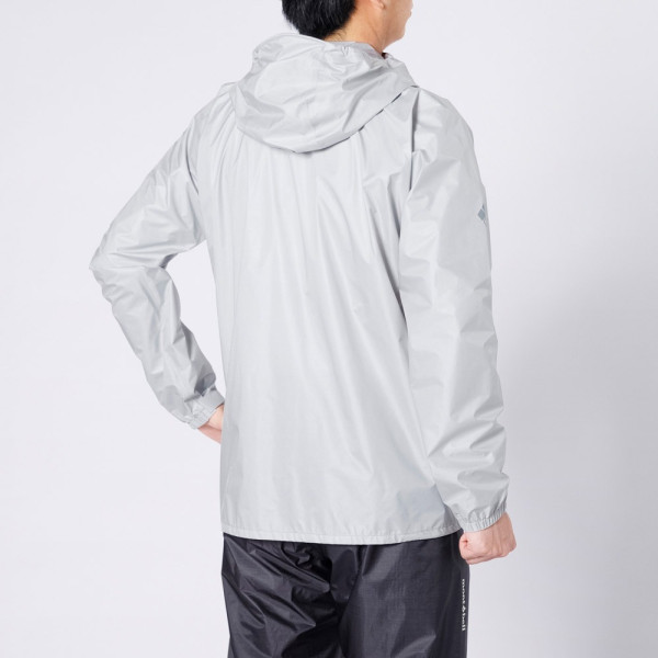 雨天旅行保持乾爽！日本防水/防潑水外套8款推介 起入手WORKMAN、MUJI、asics 