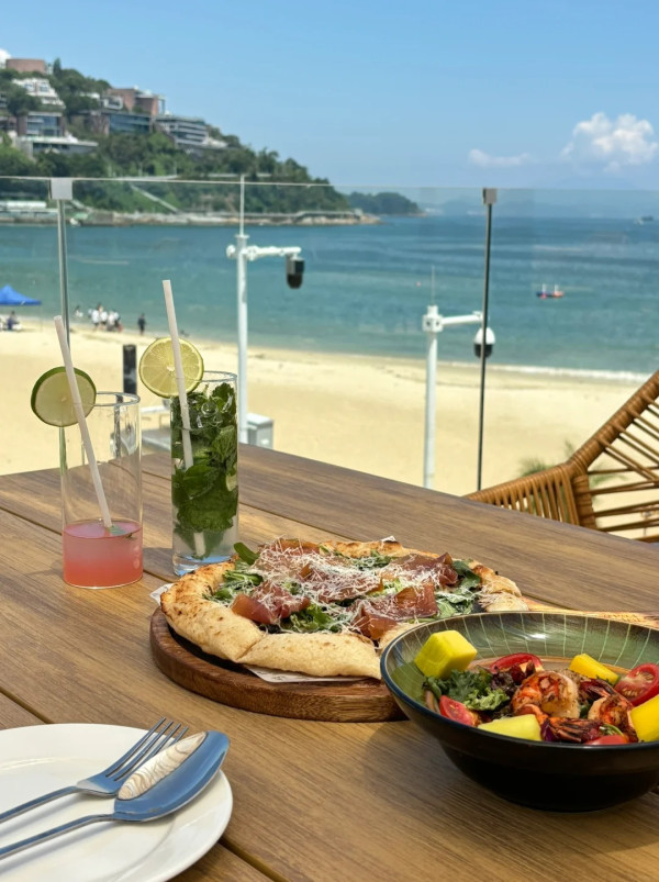 圖片來源:小紅書@🐻嘉嘉 深圳大梅沙新開海景主題Cafe!鄰近市區地鐵直達/私人沙灘打卡/高顏值特飲