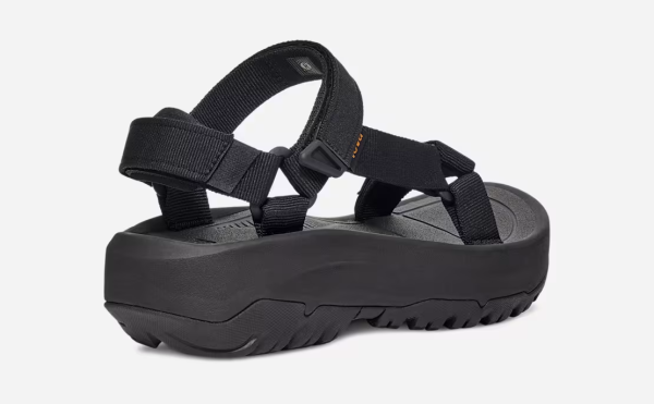 圖片來源:Teva官網 旅行暴走不腳痛!時尚減壓涼鞋品牌8大推介 KEEN、OTZ、Teva顯高修腿型、寬腳友善