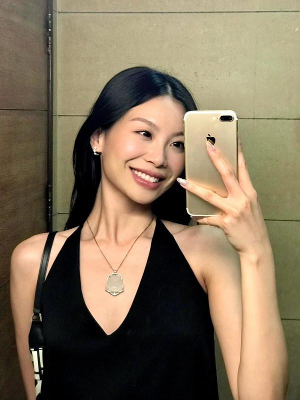 香港小姐2026｜4号谭雅文Tiffany硕士学霸背景曝光！九头身美腿曾任啦啦队队长