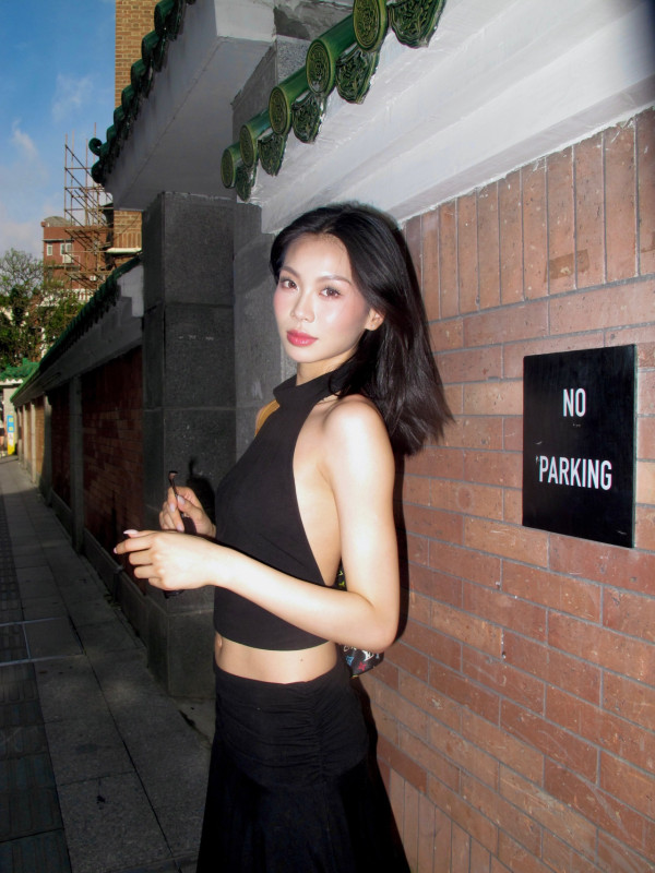 香港小姐2026｜4号谭雅文Tiffany硕士学霸背景曝光！九头身美腿曾任啦啦队队长