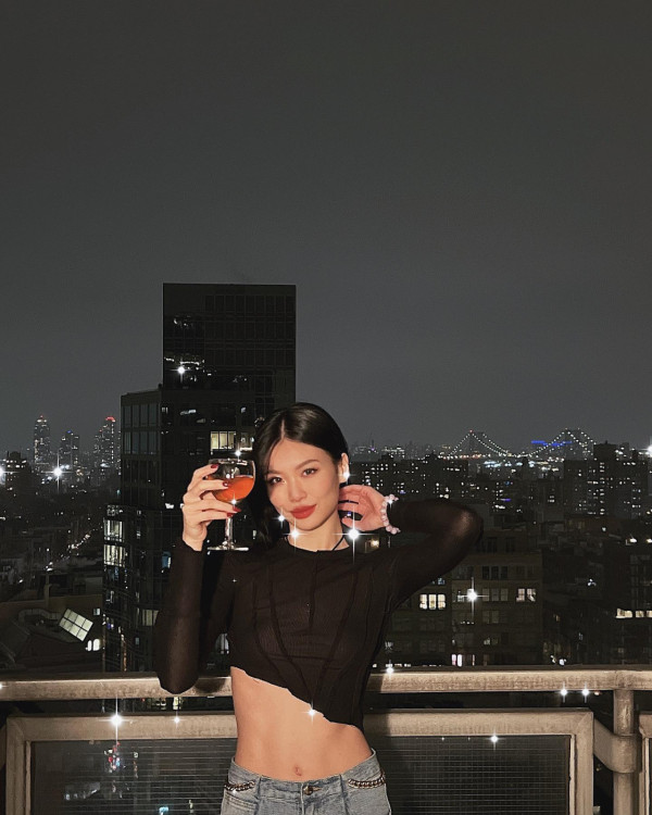 香港小姐2026｜4号谭雅文Tiffany硕士学霸背景曝光！九头身美腿曾任啦啦队队长