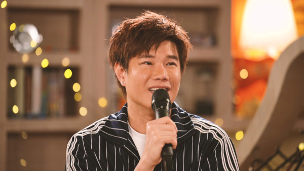 J Music｜張與辰突破悲情形象！新歌《迷戀有害》迷幻曲風大晒高音賣性感