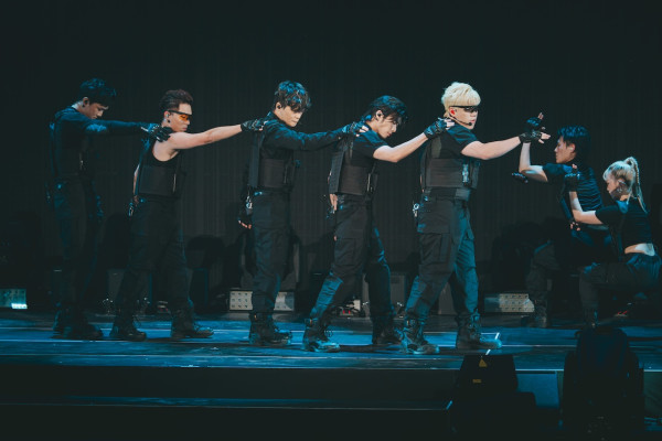 YT周殷廷演唱會|首登紅館大騷Deep V胸肌 合體JFYT化身特種部隊 Tyson Yoshi驚喜現身