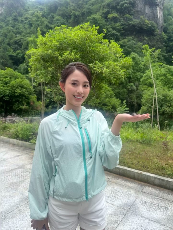 香港小姐2026｜9号周芳姿Gracia背景全曝光 港大硕士不懂粤语 被封“古代邻家女孩”