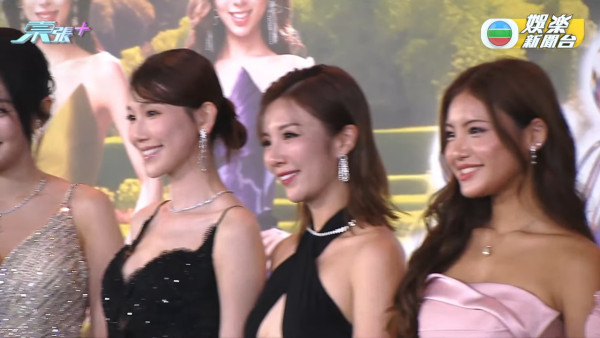 香港小姐2026｜近40位女艺人性感亮相红地毯！（多图不断更新）