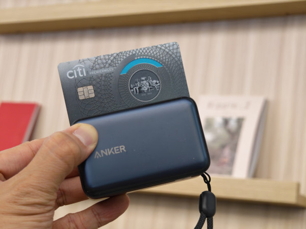 Anker Nano 10K 45W 行動電源開箱實測｜自帶 70cm 伸縮線　45W 快充＋智能顯示屏合 CCC 要求