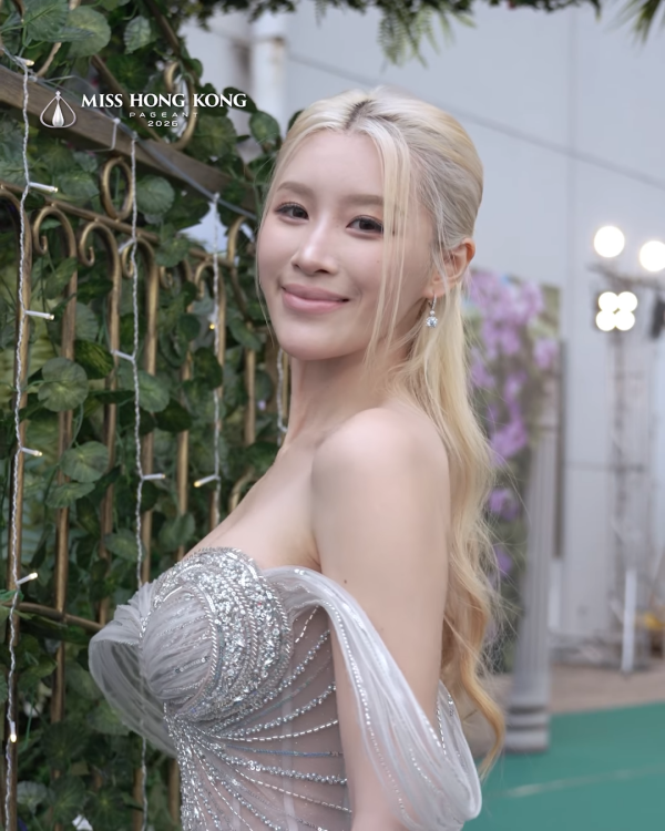香港小姐2026｜郭珮文軍火演習晒全TVB最強導彈身材！性感側身胸壓全場極震撼