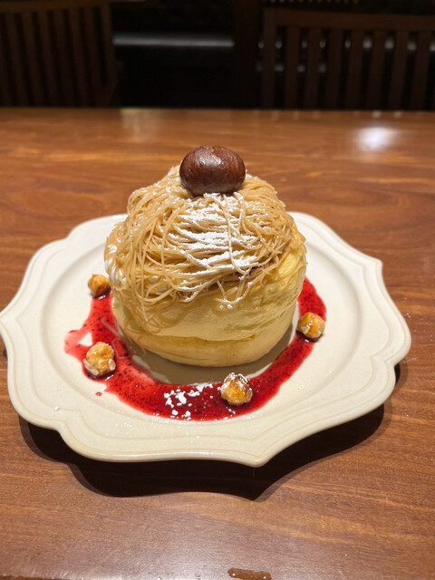 圖片來源:tabelog 日本東京人氣pancake店8間推薦附地址 淺草排隊名店、雪崩奶蓋梳乎厘、鹹甜邪惡煙肉蛋厚餅