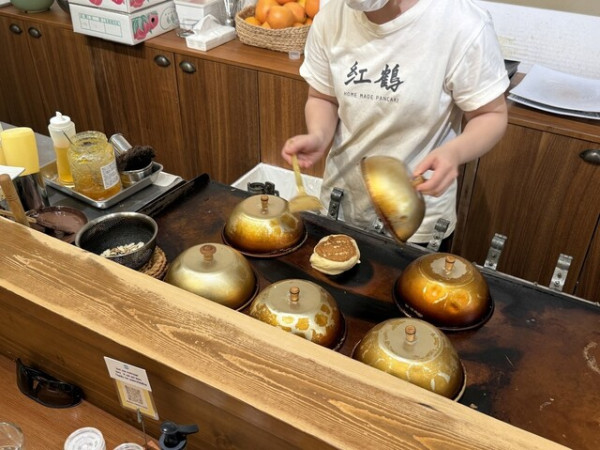 圖片來源:tabelog 日本東京人氣pancake店8間推薦附地址 淺草排隊名店、雪崩奶蓋梳乎厘、鹹甜邪惡煙肉蛋厚餅
