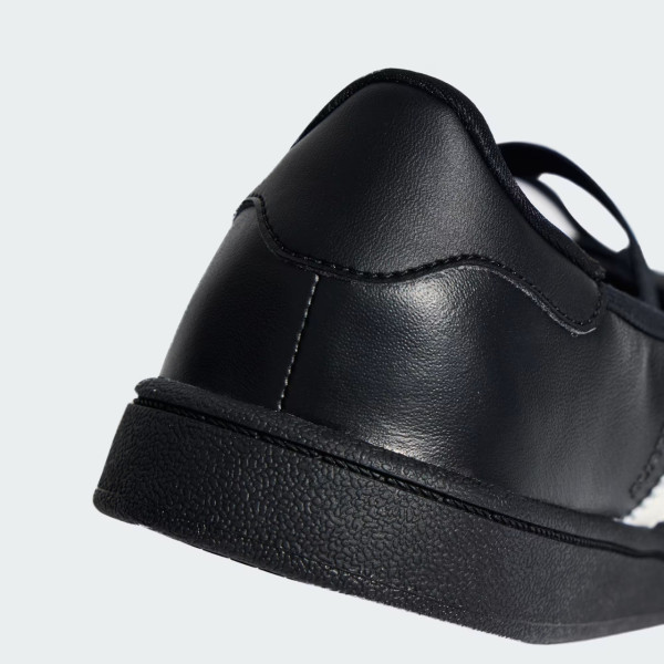 圖片來源:Adidas 官網 港日韓價格比較!Jennie x Adidas系列正式開售!優雅時尚方頭芭蕾鞋、免繫鞋帶