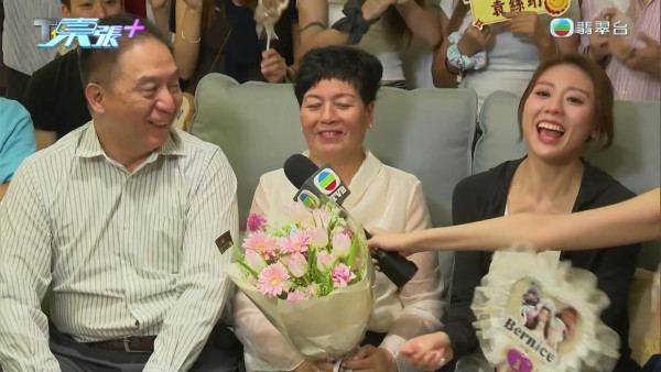 香港小姐2026｜出爐冠軍袁絲珩屯門香閨曝光！深宵直擊私人屋苑生活極貼地
