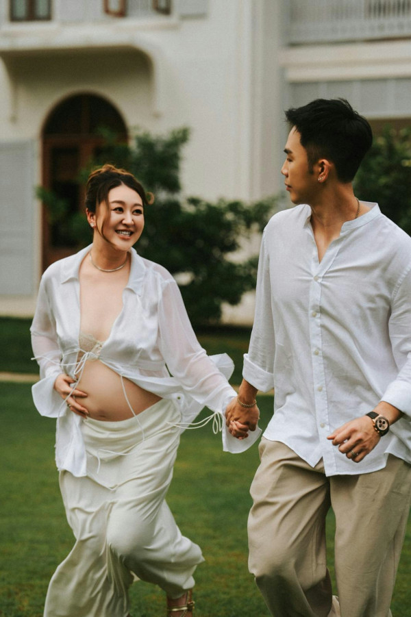 31歲男藝人太太陀B晒八個月大肚孕照!一索得男10月榮升人母:全新的冒險