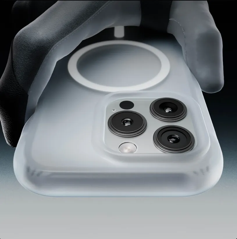 「呢款」手機殼挑戰3萬米高空直摔！攜iPhone 17 Pro墜地竟然毫髮無損 創健力士世界紀錄