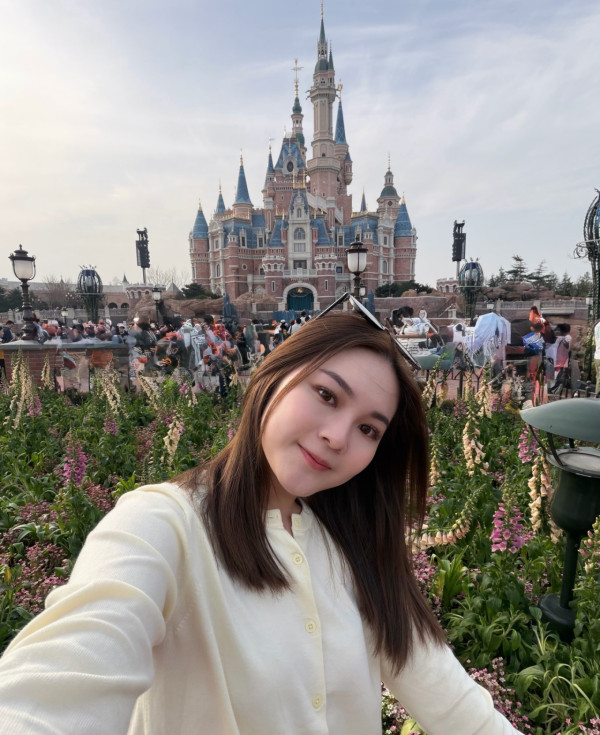 TVB女藝人開學日無預警驚爆轉行做老師！IG撰文宣佈新身份：要好好加油