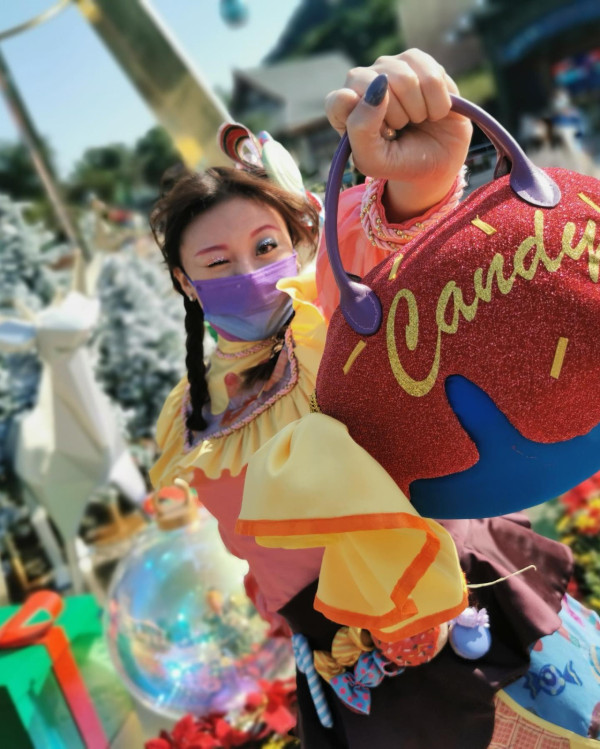 香港小姐2026｜冠軍袁絲珩海洋公園工作照曝光！曾任哈囉喂演員造型完全認不出