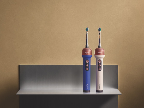 Dyson CameraJet 水牙線電動牙刷登場！首配鏡頭自動找牙縫洗乾淨 HK$4,290