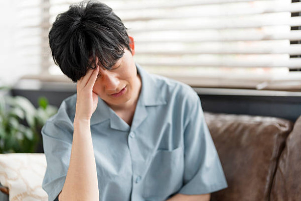 48歲男僅發燒腰痛就醫  檢查驚揭細菌已侵食骨髓＋心臟／醫生提4大低調病症切忌輕視