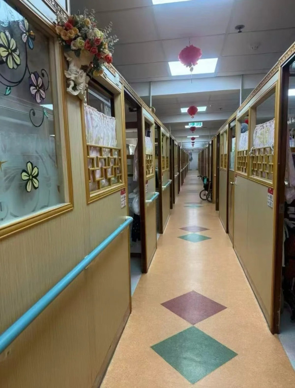 香港安老院極致貧富差距！網民直擊私家VS半資助院舍：晚年尊嚴全看口袋深度