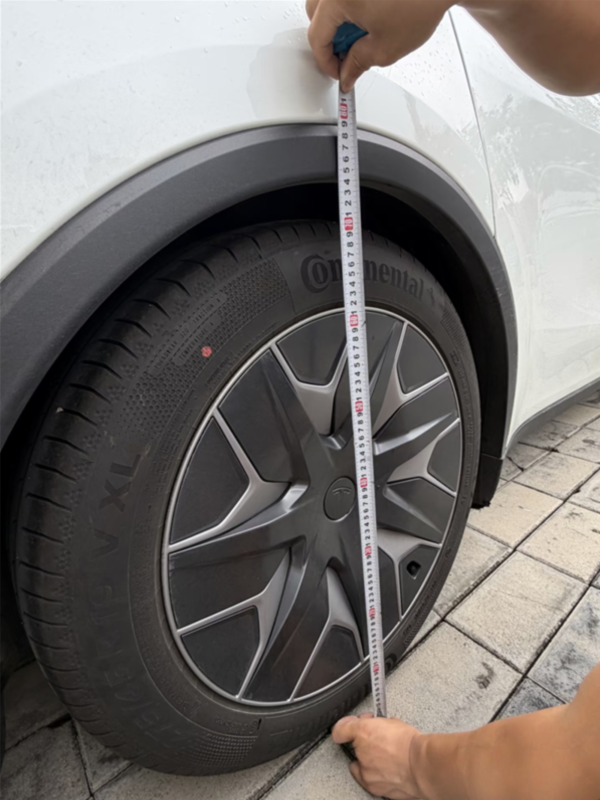 一年新車都有事？上海產 Model Y L爆品質問題 苦主被迫自費解決批售後不公