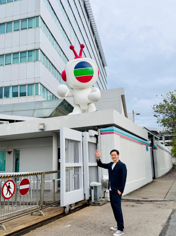 TVB一線金牌主持無預警宣布離巢！親認結束36年賓主關係︰仲等？唔等喇