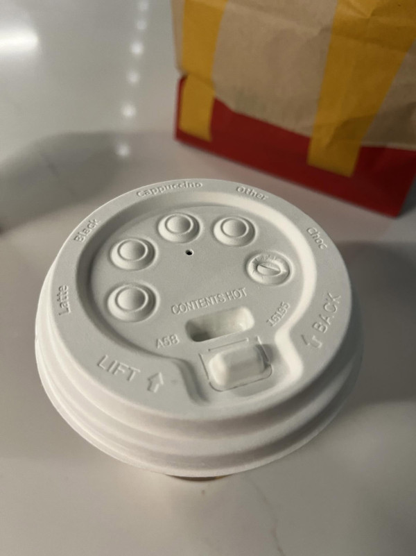 麥當勞杯蓋凸圓點有暗號？員工揭字母密碼 撳「A」字代表呢樣？內部暗號曝光！