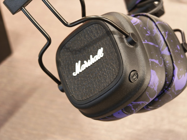 Marshall Major V Hendrix 60 週年版評測：100 小時續航＋無線充電 紫色迷幻外型搖滾味十足