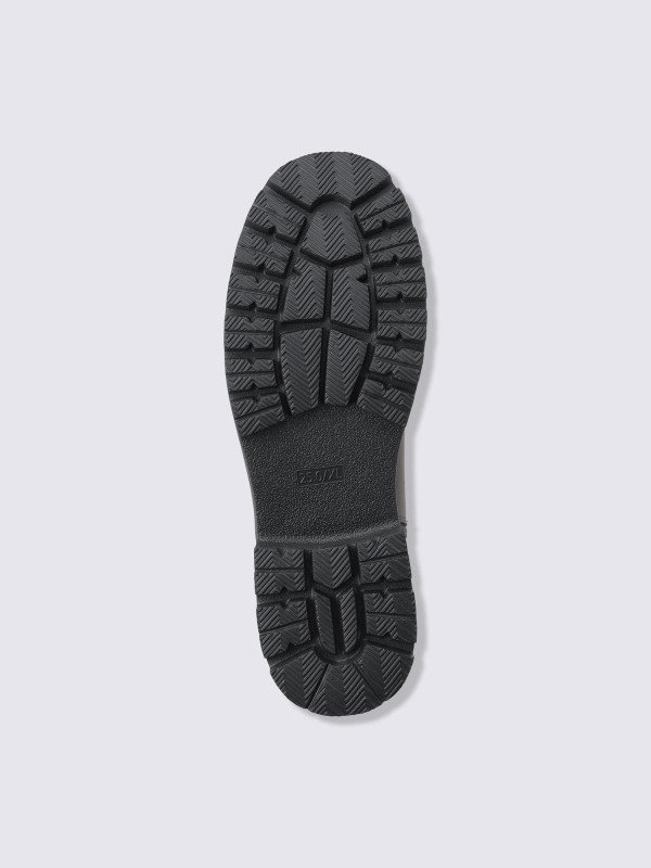 Decathlon平價跑步短褲爆紅！$199具360度環繞式收納腰帶 網民大讚：放哂電話同鎖匙都得