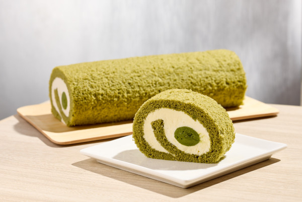 下午茶推介｜WATERMARK聯乘nana’s green tea推期間限定「月見海畔抹茶下午茶」 270度維港海景/首創抹茶奶皇月餅/人氣卷蛋